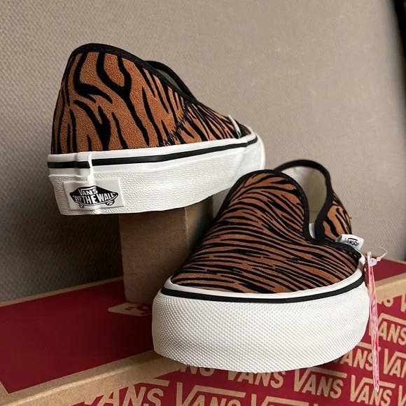 Vans Slip-On Safari Animal Stripes Black Marshmallow WMNS - Picture 10 of 16